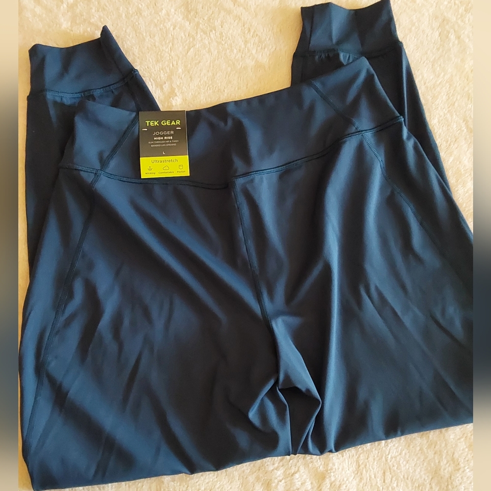 🌺 NWT Tek Gear Ultra Stretch Joggers - Picture 5 of 8